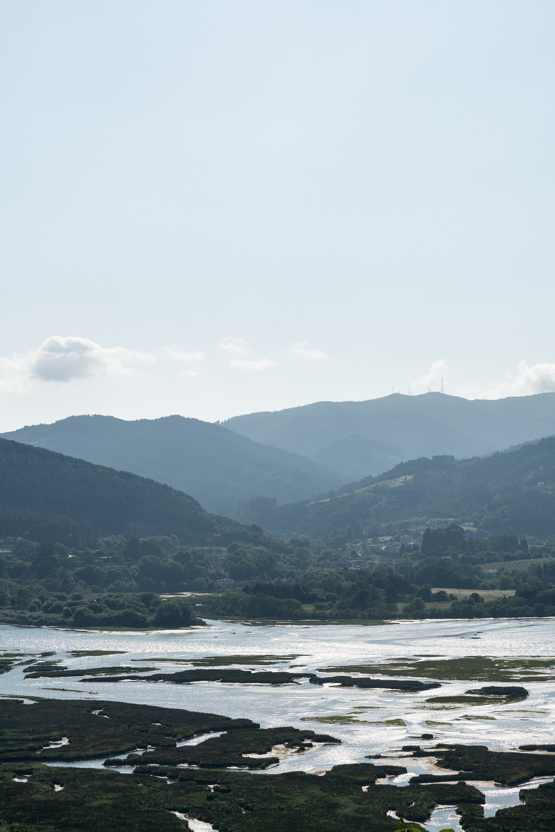 Flussmündung im Urdaibai-Reservat